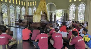 Tour de Siak, Punggawa Omputaka Ziarah di Makam Pahlwan Sultan Syarif Kasim II