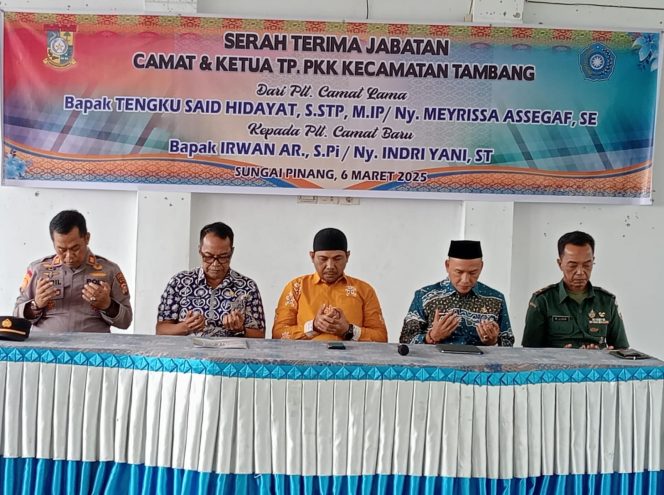 
					Sertijab Camat Tambang, Irwan AR Gantikan Tengku Said Hidayat
