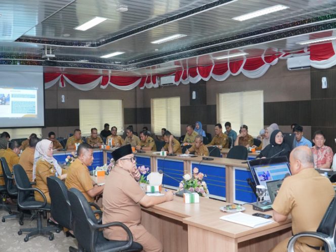
					Pemda Kampar Gelar Rapat Perdana Percepatan Pembentukan Koperasi Desa Merah Putih