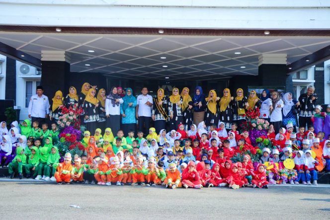 
					Launching GerCep PAUD, Tengku Nurheryani Resmi Buka Kegiatan Hari Anak Nasional