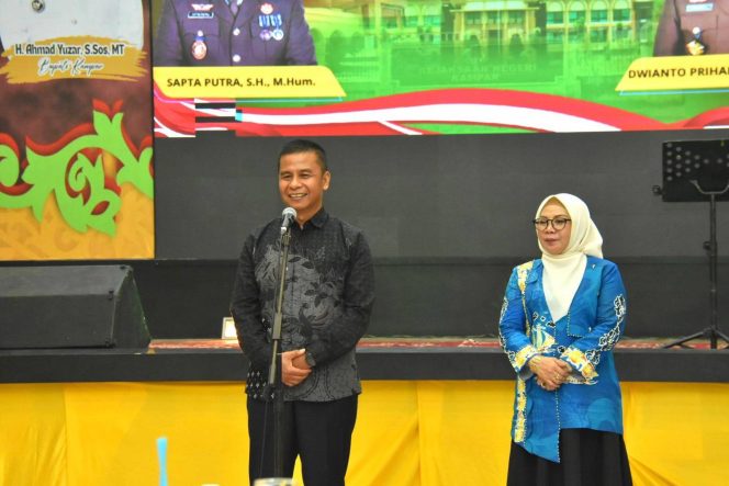 
					Pisah Sambut Kajari Kampar, Bupati Ahmad Yuzar: Selamat Datang Dwianto Prihartono, Terimakasih Sapta Puta