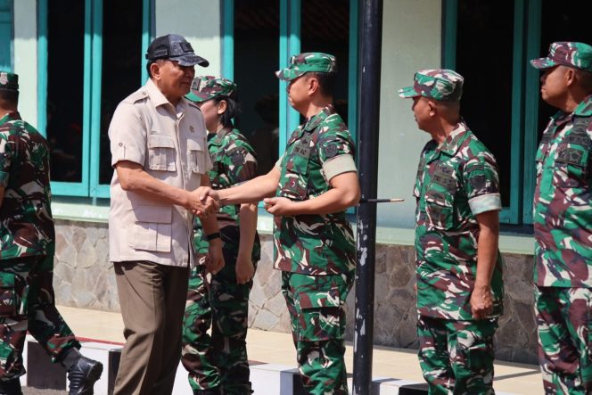 
					Panglima TNI dan Menhan Tinjau Pusdik Armed dan Bekang, Mantapkan Dukungan Program Pemerintah