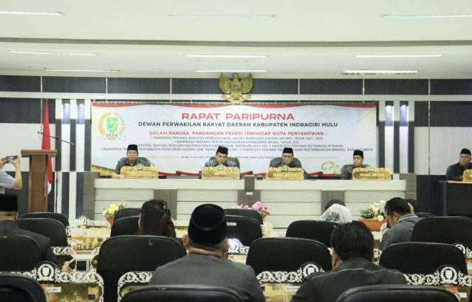 
					Wabup Inhu Hadiri Rapat Paripurna Bahas Empat Ranperda Prioritas