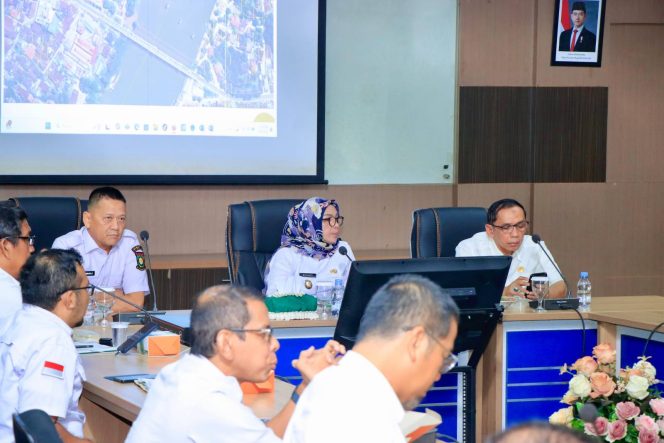 
					Wabup Misharti Pimpin Rapat Pembebasan Lahan Pembangunan Jembatan Teratak Buluh