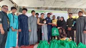 Gelar Baksos, Kedatangan PWI Pelalawan Disambut Anak-anak Panti dengan Sumringah