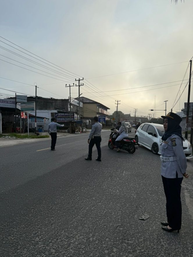 
					Atasi Kemacetan di Wilayah Kampar, Dishub Lakukan Pengamanan Lalu Lintas