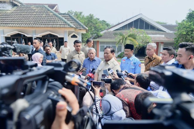 
					Presiden Prabowo Targetkan 500 Sekolah Rakyat untuk Perluas Akses Pendidikan