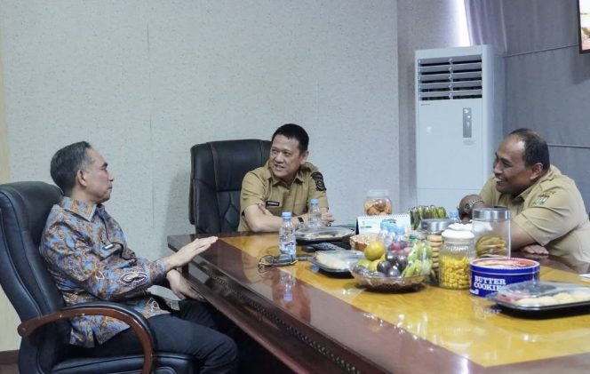 
					Sekda Hambali Sambut Kunker Pemkab Solok Terkait Kaji Tiru Hibah Daerah