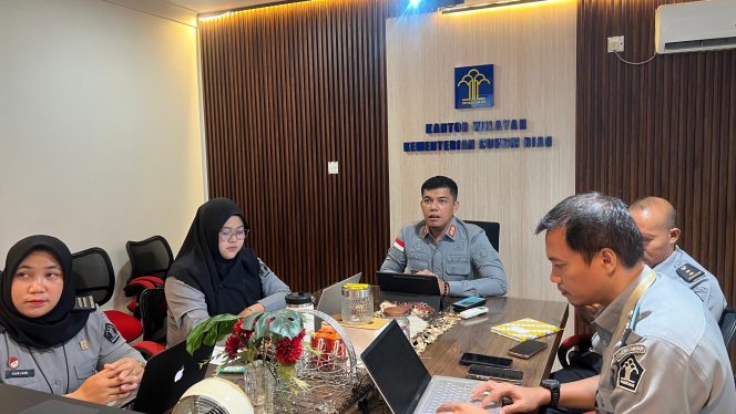 
					Bersama 22 PBH, Kanwil Kemenkum Riau Matangkan Persiapan Pelatihan Paralegal Serentak