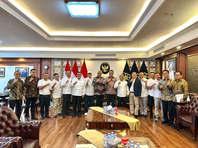 
					Pengurus PWI Pusat Sambangi Menteri Hukum, Blokir Administrasi Resmi Dibuka