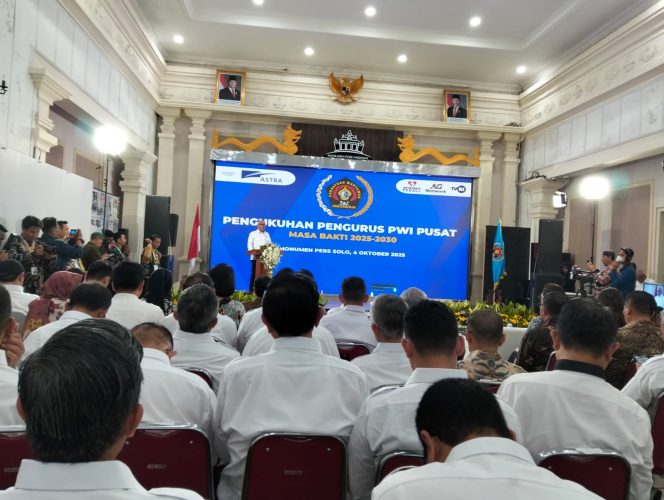 
					Pengurus PWI Pusat 2025-2030 Dikukuhkan, Menkomdigi: PWI Harus Jadi Rumah Aman Wartawan