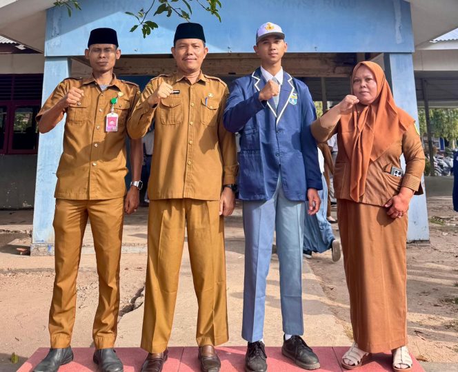 
					Diaz Andan Siswa SMAN 2 Tapung Terpilih Sebagai Ketua Rohis Provinsi Riau