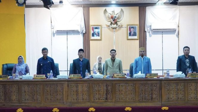 
					Rapat Paripurna DPRD Kampar, APBD 2026 Senilai 2.6 T Lebih Resmi Disahkan