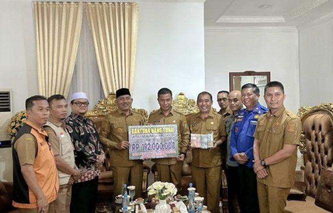 
					Pemkab Kampar Salurkan Donasi Tunai untuk Korban Bencana di Lima Puluh Kota