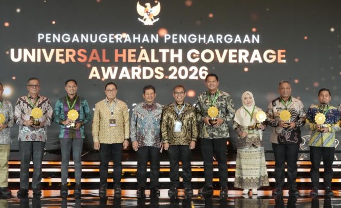 
					Rokan Hulu Raih Penghargaan UHC 2026 Kategori Madya, Bupati Anton: Ini Investasi Keselamatan Rakyat