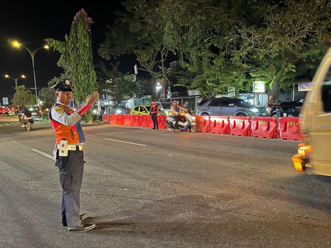 
					Dishub Kampar Amankan Arus Lalu Lintas Malam Puncak HUT Kampar ke-76