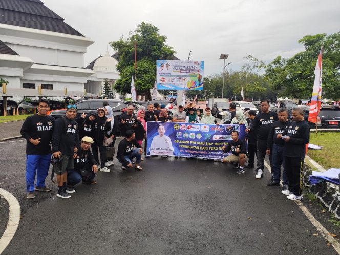 
					HPN 2026 Banten, Rombongan PWI Riau Meriahkan Jalan Sehat