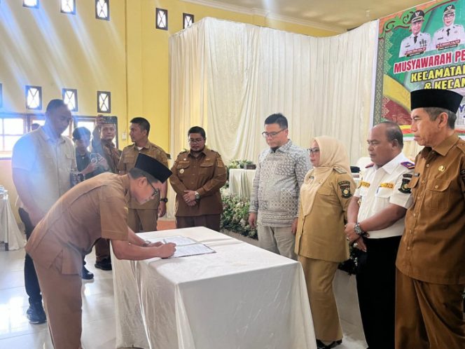 
					Kadishub Kampar Aidil Ikuti Musrenbangcam Dapil II dan III di Tapung