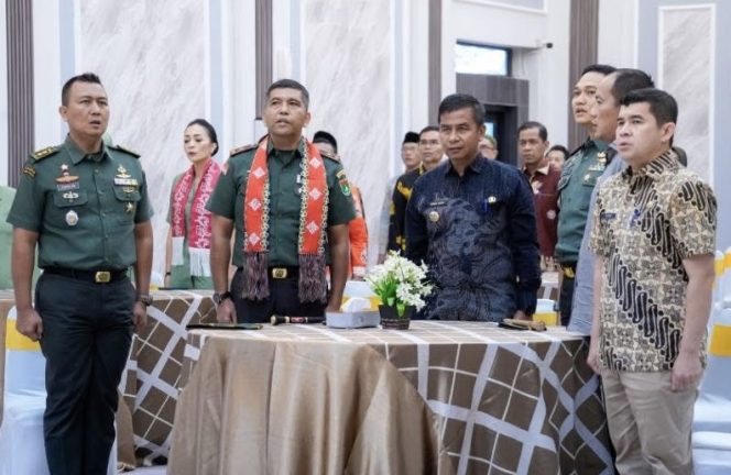 
					Bupati Ahmad Yuzar Sambut Kunjungan Kerja Danrem 031/WB