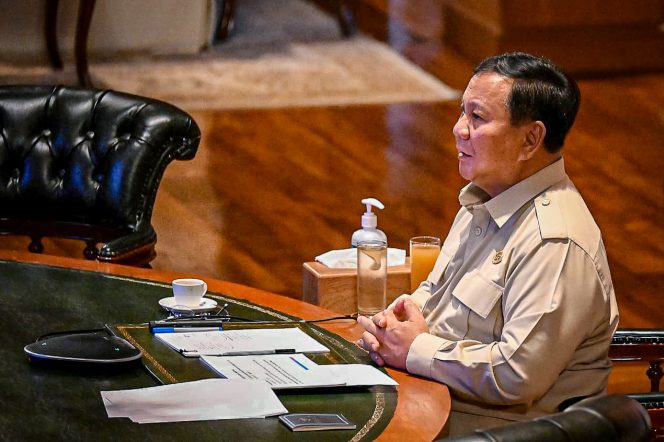 
					Di Tengah Dinamika Global, Presiden Prabowo Pimpin Ratas Virtual