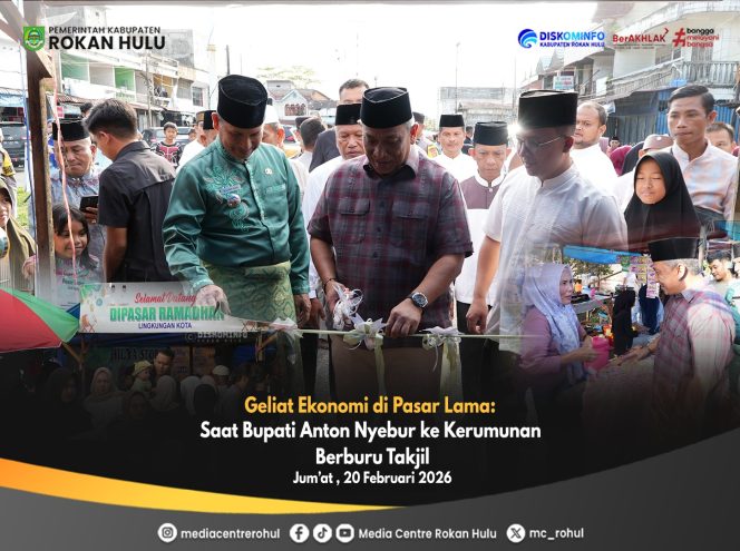
					Geliat Ekonomi di Pasar Lama: Saat Bupati Anton Nyebur ke Kerumunan Berburu Takjil.