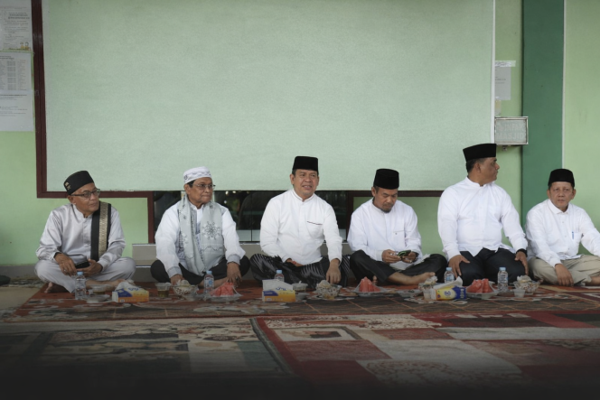 
					Safari Ramadhan di Kepenuhan Barat, Wabup Syafaruddin Poti Perkuat Silaturahmi dengan Masyarakat