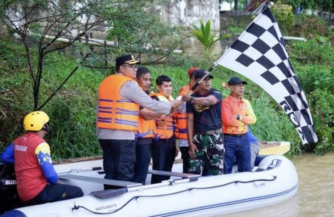
					Bupati Ahmad Yuzar Resmi Lepas Start Lomba Pacu Sampan dalam Rangka HUT Kampar ke-76