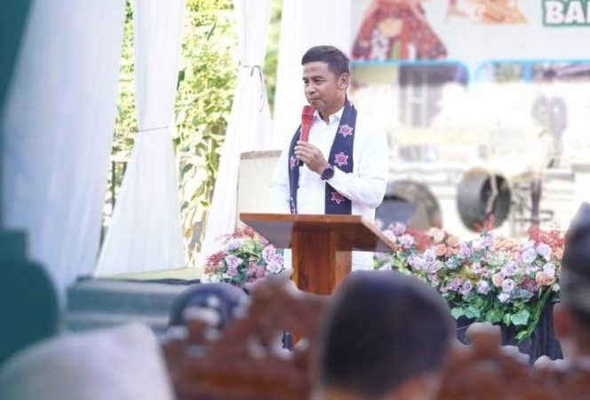 
					Bupati Ahmad Yuzar Buka Festival Kreatif Lipatkain Season III, Tekankan Kolaborasi Budaya dan Ekonomi