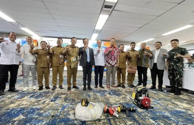 
					Bupati Ahmad Yuzar Ikuti Rakor Pengendalian Karhutla Nasional