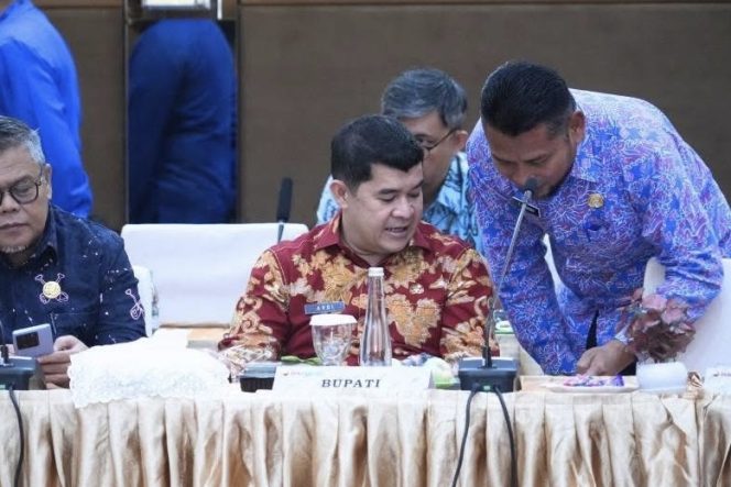 
					Pemkab Kampar Komitmen Tingkatkan Kinerja BUMD