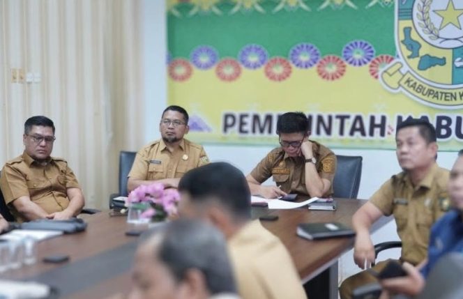 
					Pemkab Kampar Ikuti Rakor Pengendalian Inflasi dan Evaluasi Program Strategis Nasional Bersama Mendagri
