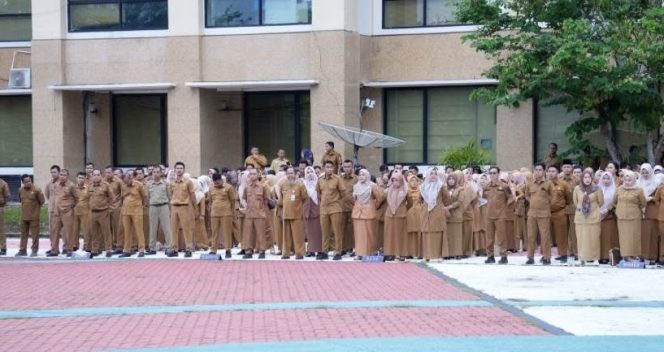 
					Terkait WFH, Bupati Ahmad Yuzar Ajak ASN Jaga Dsiplin dan Tingkatkan Kinerja