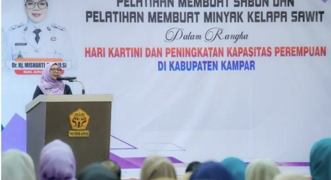 
					Semarak Hari Kartini, Wabup Misharti Resmi Buka Pelatihan Pembuatan Sabun dan Minyak Kelapa Sawit