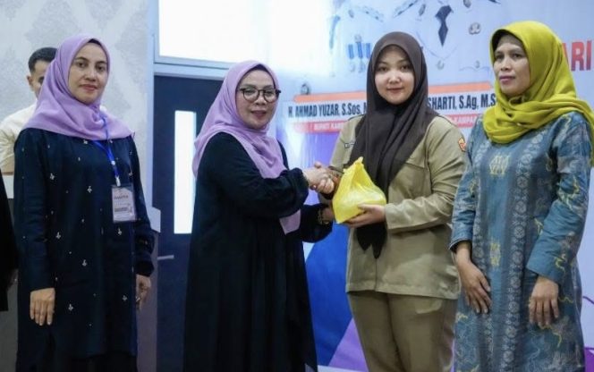 
					Pelatihan Pembuatan Sabun dan Minyak Kelapa Sawit Resmi Ditutup Wabup Misharti