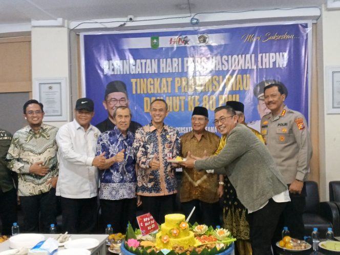 
					Pers Tidak Dibangun oleh Personal, Tapi Soliditas Organisasi: Pesan Raja Isyam di HPN Riau
