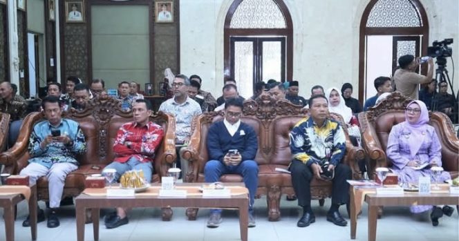 
					Dialog Multi Pihak dan Diskusi Green for Riau Resmi Dibuka Wabup Misharti