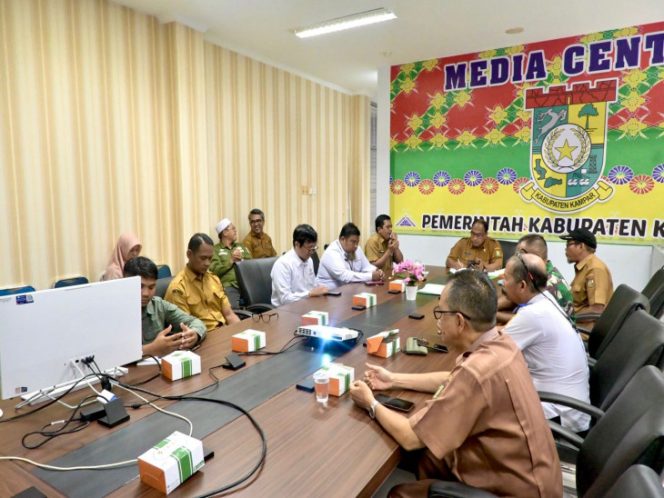 
					Pemda Kampar Ikuti Zoom Meeting Rakor Pengendalian Inflasi dan Sosialisasi Sensus Ekonomi