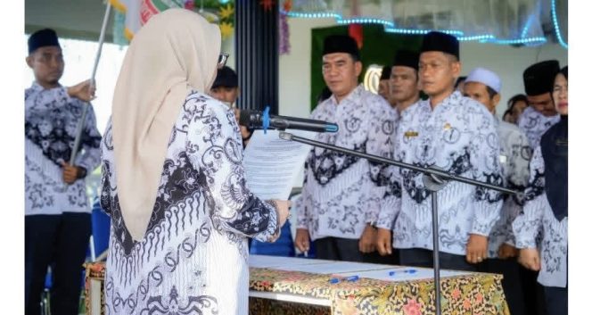 
					Perkuat Organisasi, Wabup Misharti Lantik PC PGRI se-Rantau Kampar Kiri