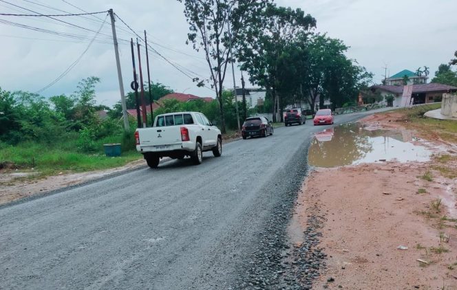
					Benahi Infrastruktur, Pemda Kampar Lakukan Perawatan dan Perbaikan Jalan