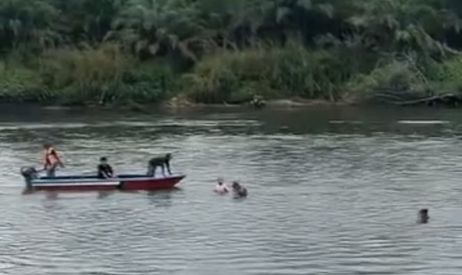 
					Tim sedang lakukan pencarian Korban
