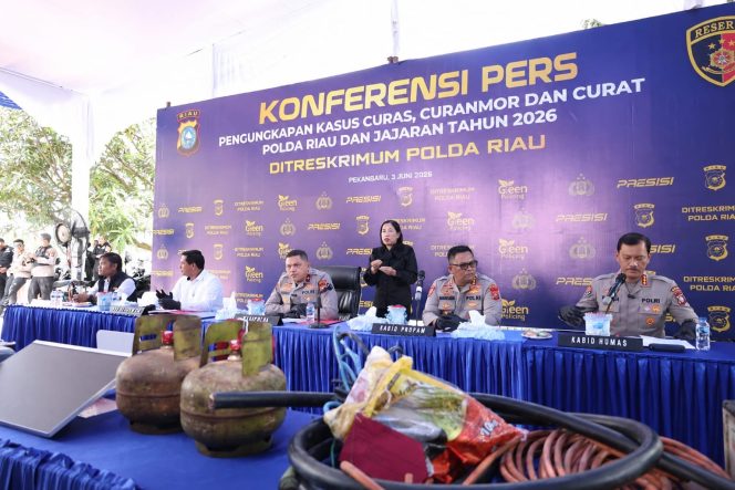 
					Polda Riau Bongkar 1.333 Kasus Kejahatan Jalanan, 525 Tersangka Diamankan