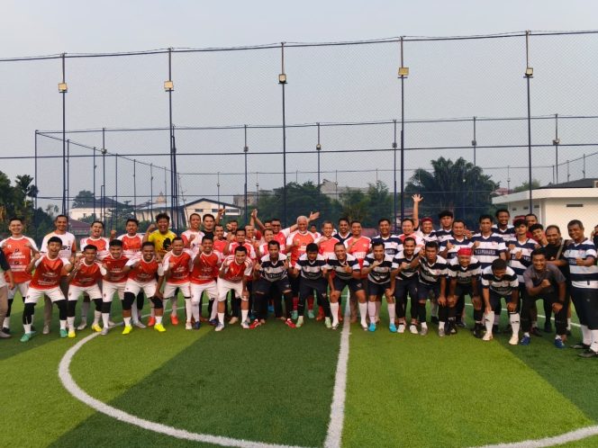 
					Presiden PKS dan Gubernur Sumbar Ramaikan Laga Mini Soccer PWI Riau vs PKS