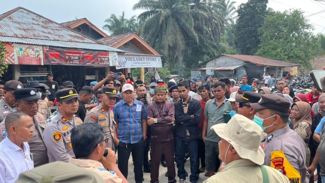
					Ratusan Warga Sei Jernih Bersatu Tuntut Hak Terhadap PT Agrinas, Beri Tenggat Waktu 2×24 Jam